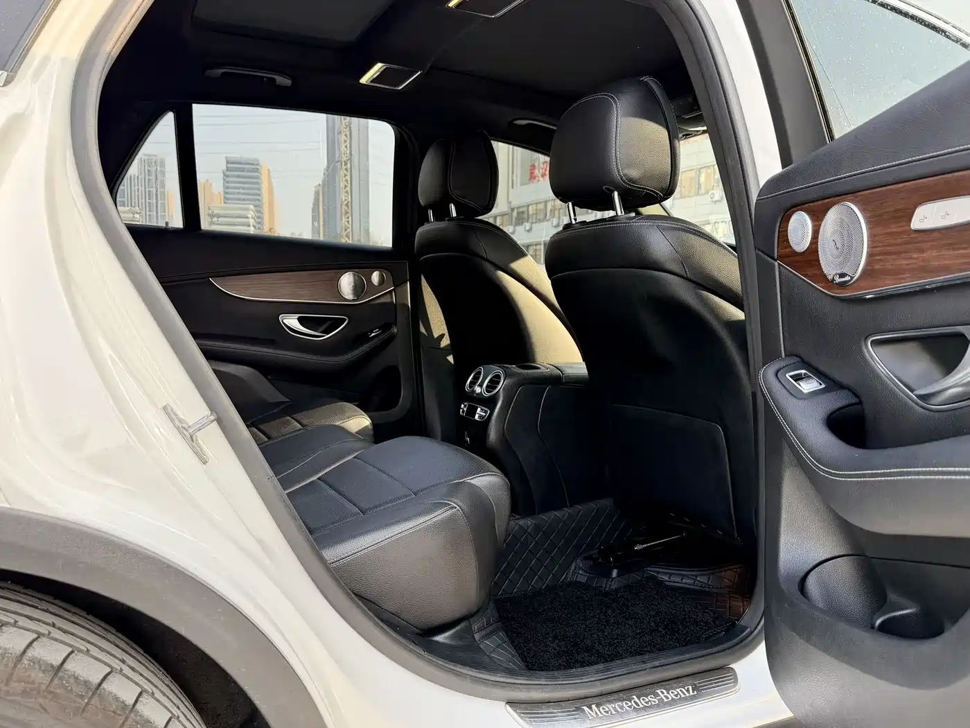 Mercedes-Benz GLC 2021 GLC 300 L 4MATIC Sporty фото 17