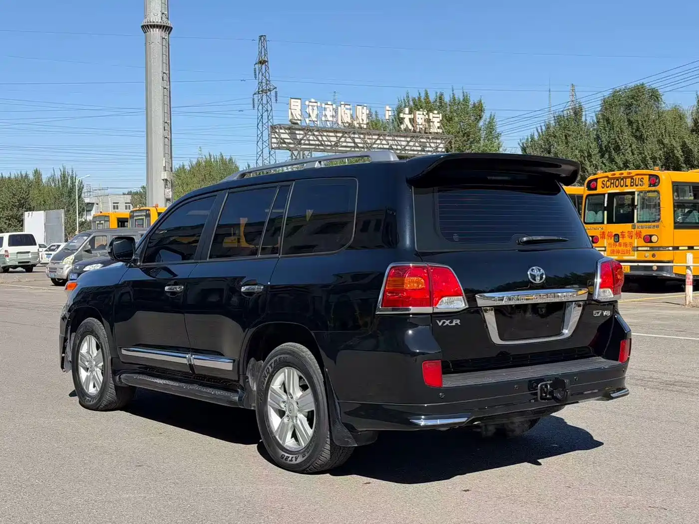 صورة 6 - Toyota Land Cruiser (Import)