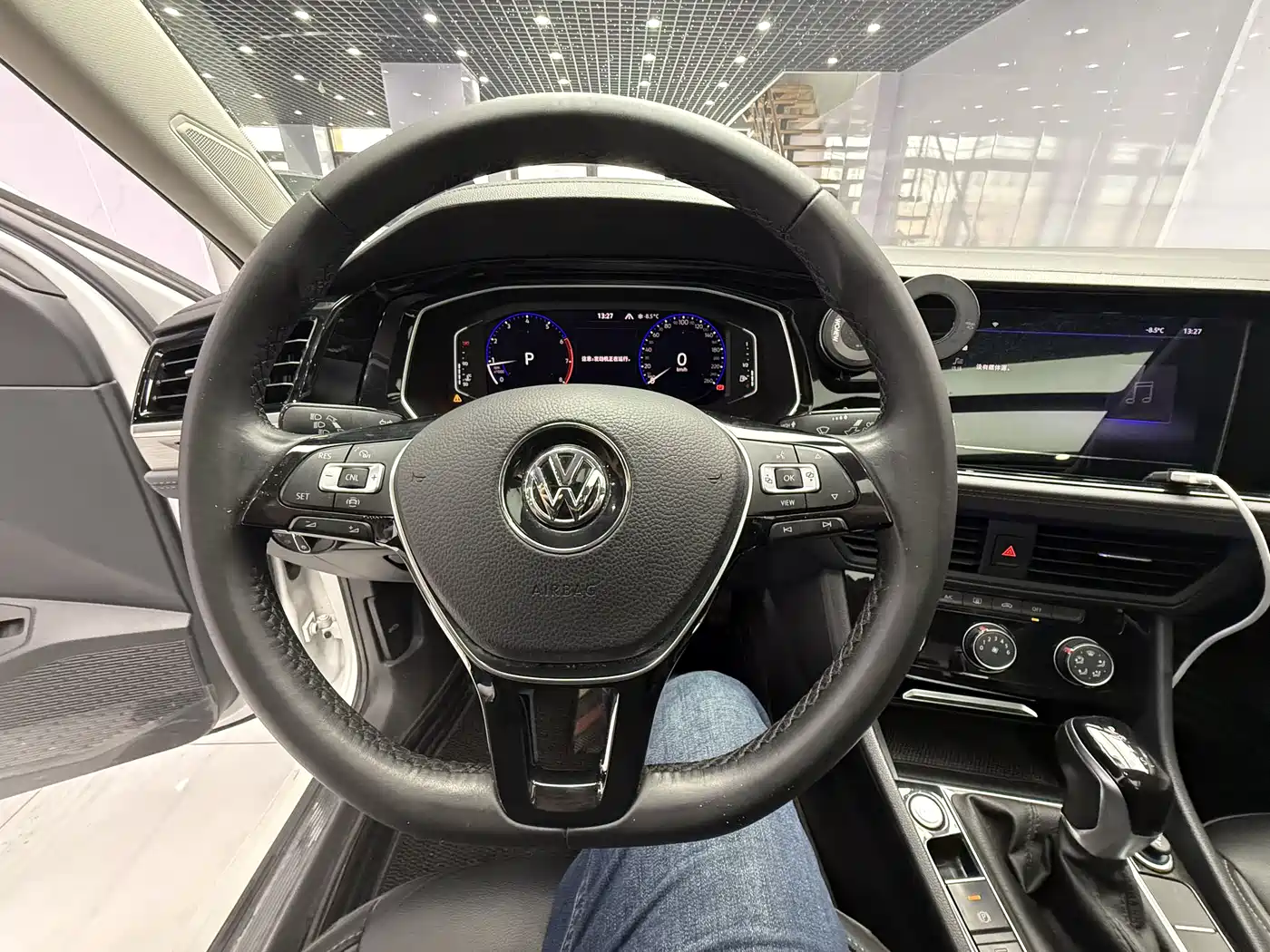 Volkswagen Sagitar 2022 280TSI DSG Surpassing Edition фото 11