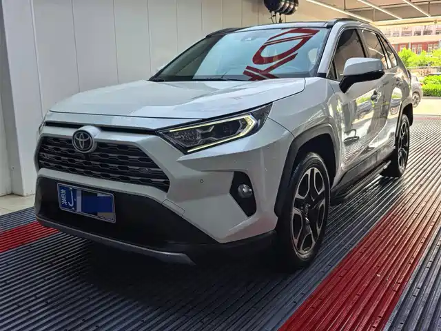 Toyota RAV4 Rongfang 2020 2.0L CVT 2WD Prestige Edition