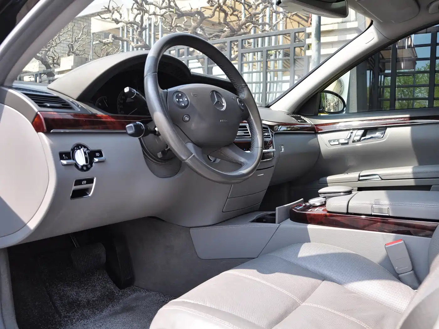 Mercedes-Benz S-Class фото 6