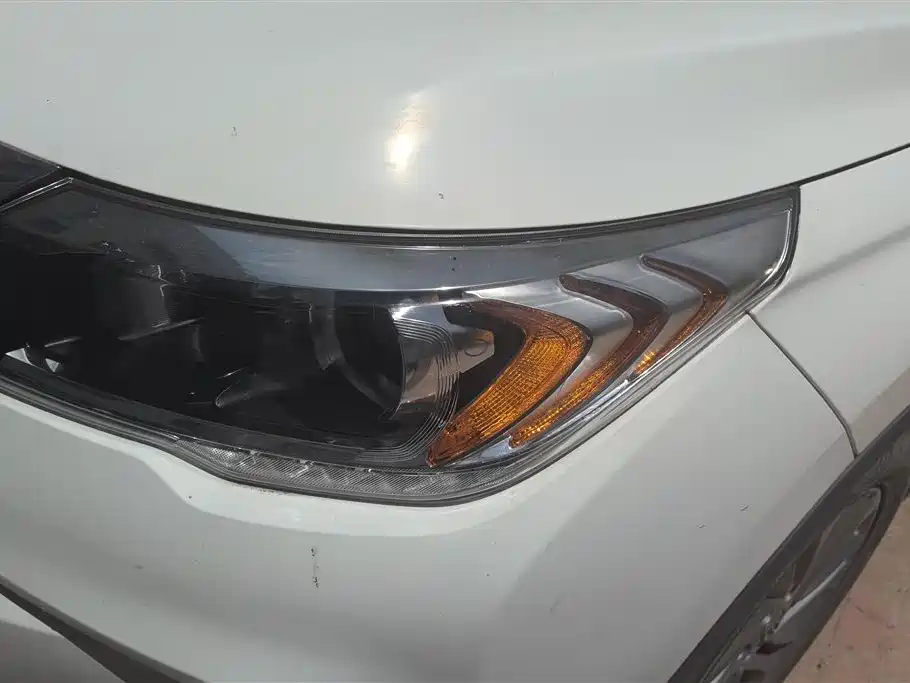 GAC Trumpchi Trumpchi GS4 2015 200T Manual Comfort Edition фото 5