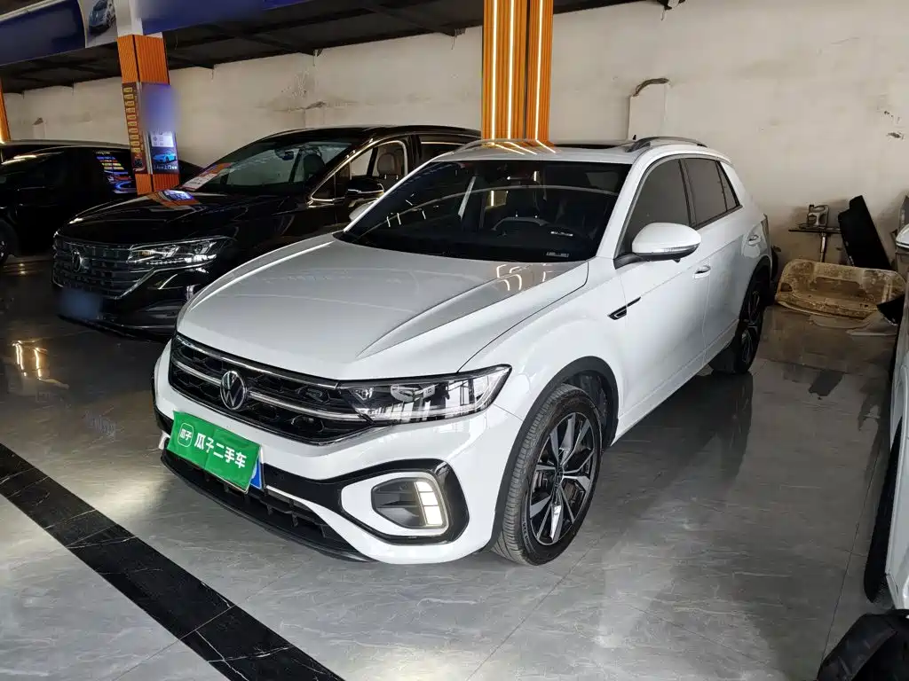 Volkswagen T-Roc, миниатюра 2