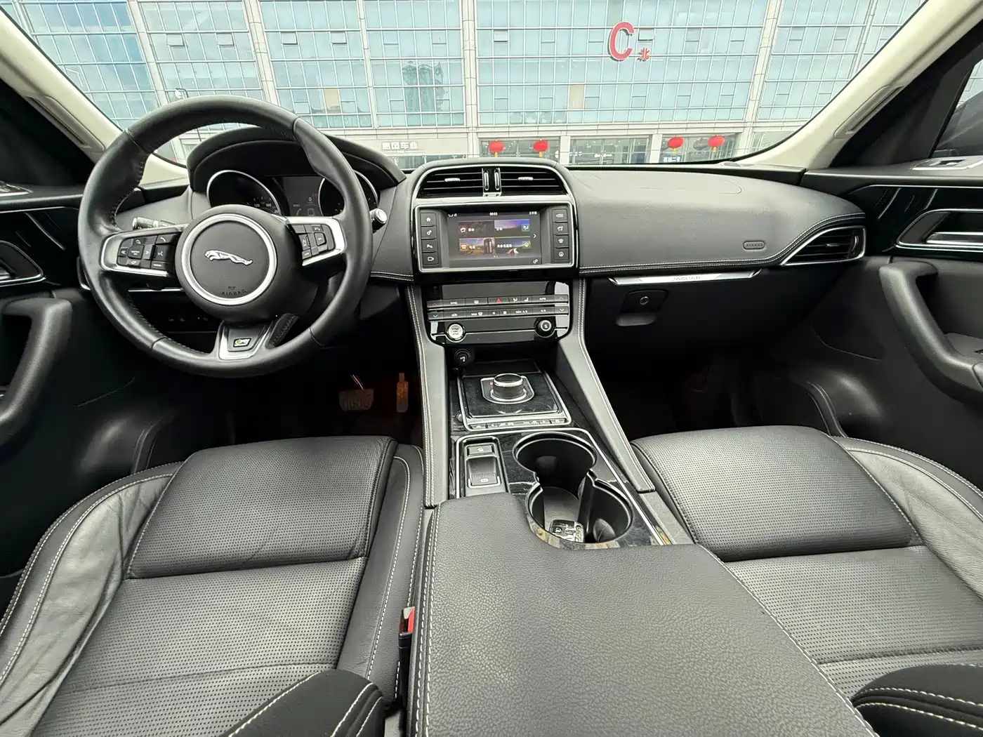 Jaguar F-PACE 2017 2016 3.0 SC 4WD R-Sport