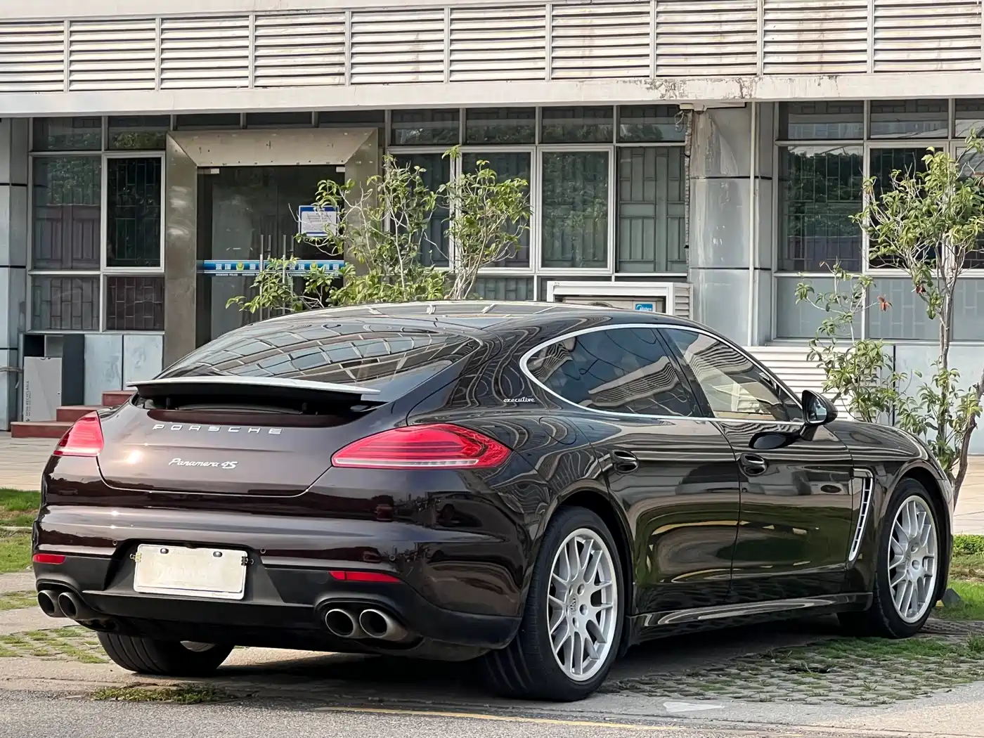 Porsche Panamera 2014 Panamera 4S Sport Edition 3.0T фото 4