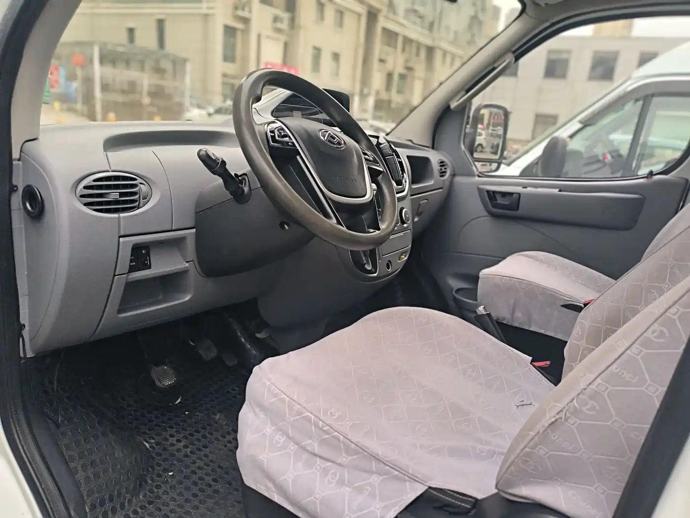 SAIC MAXUS XINTU V80