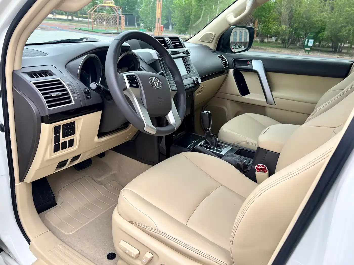 Toyota Prado 2016 2.7L Auto Standard Edition фото 4