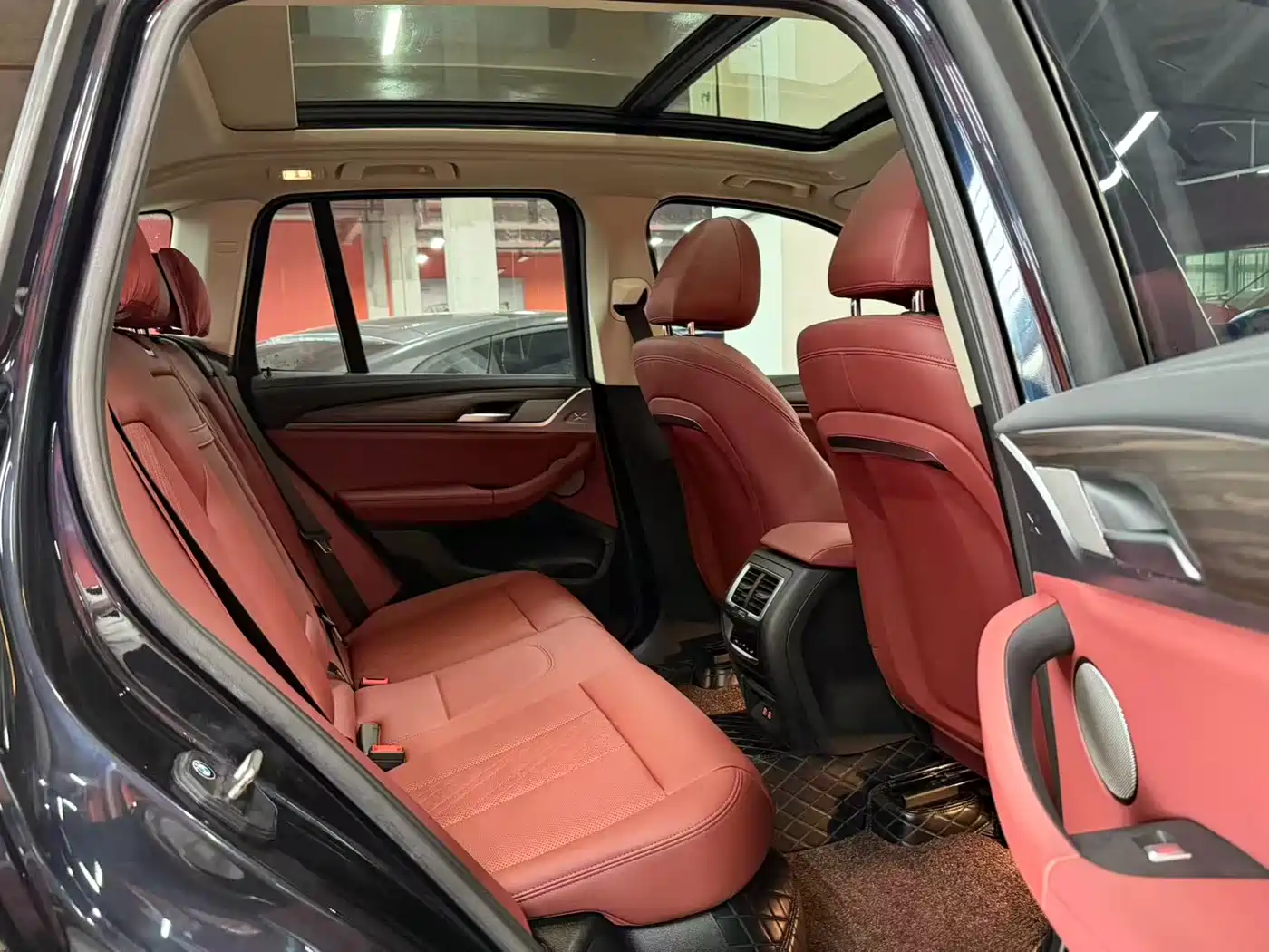BMW X3 2022 Facelift xDrive30i Leading M Shadow Edition фото 20