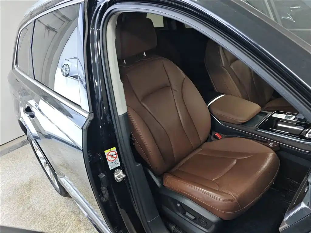 Audi Q7 2023 45 TFSI quattro S line Sport фото 25