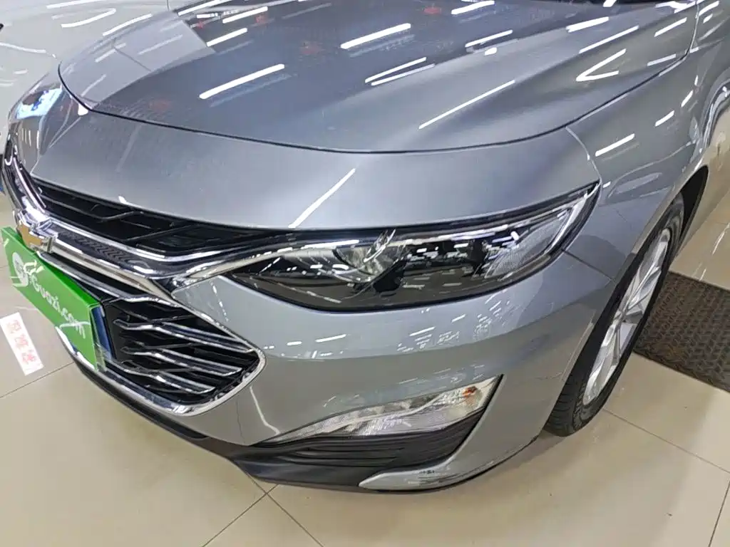 Photo 24 - Chevrolet Malibu XL