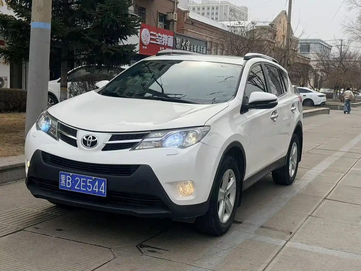 Toyota RAV4 Rongfang 2013 2.5L Auto 4WD Elite фото 2