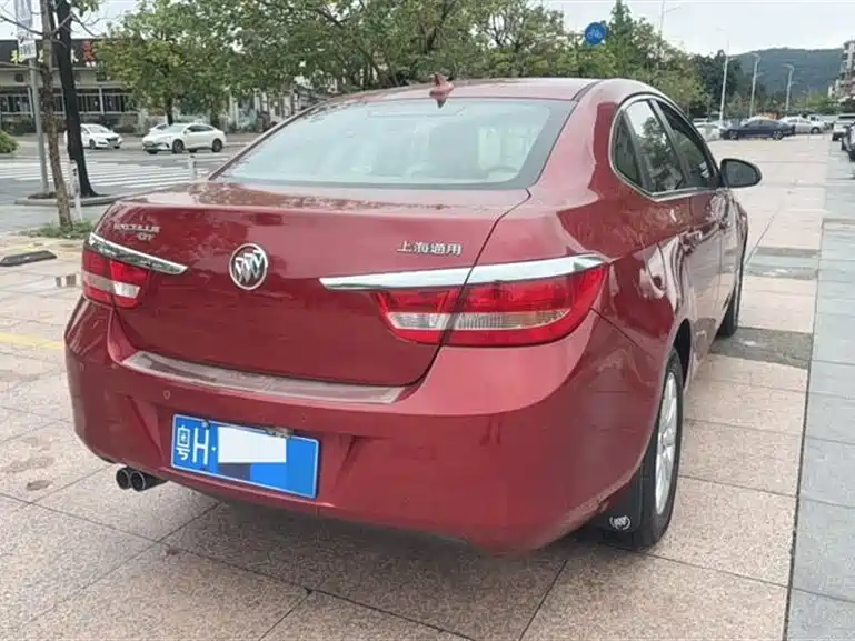 Buick Excelle 2013 GT 1.6L Automatic Fashion Edition фото 4