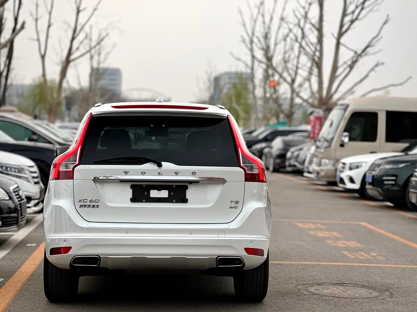 Фото 7 - Volvo XC60
