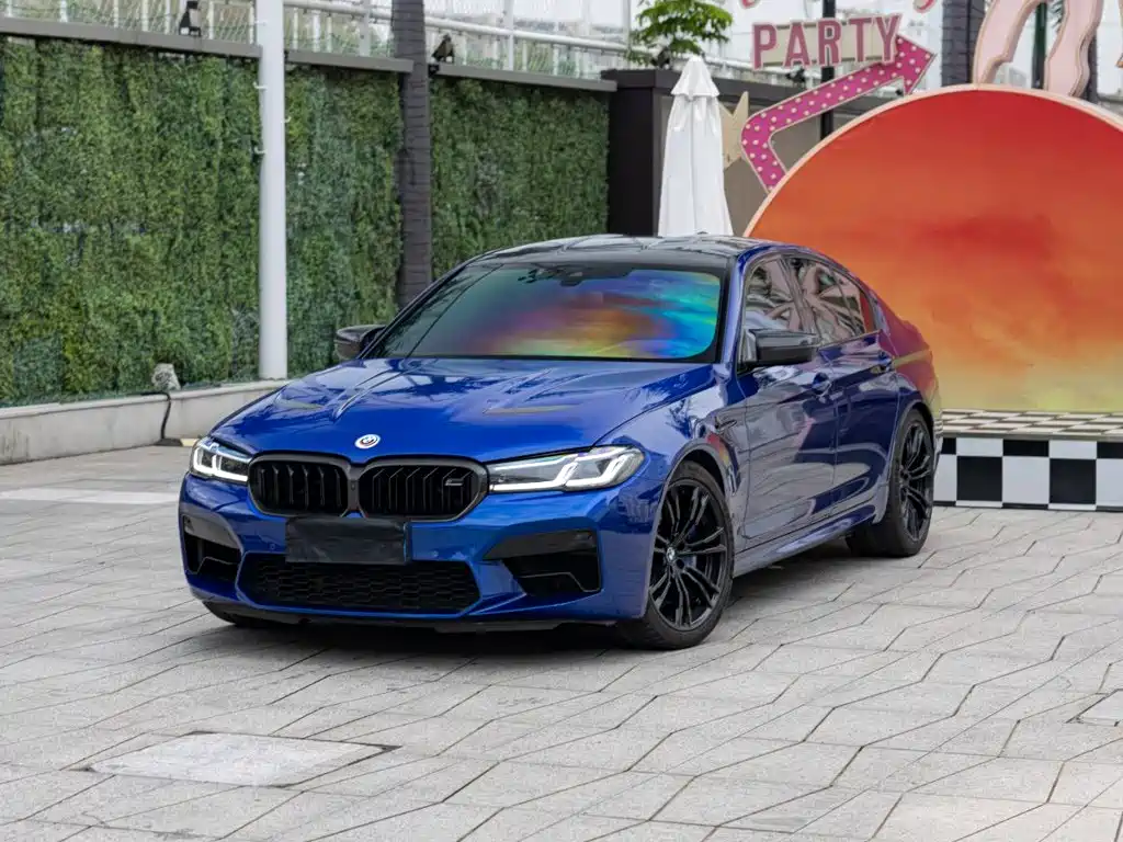 BMW M5