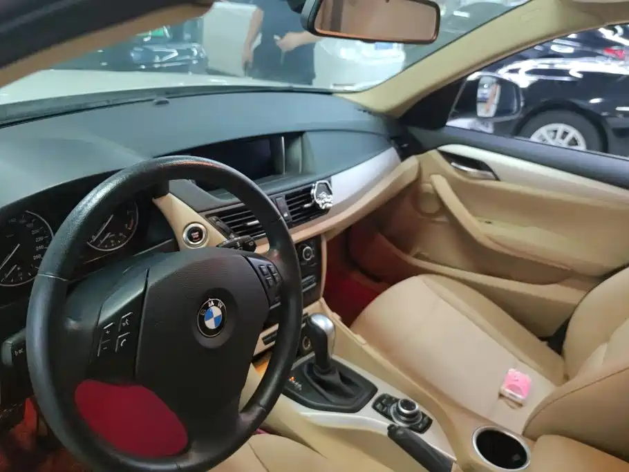 BMW X1 (Import) 2013 2012 sDrive18i Luxury