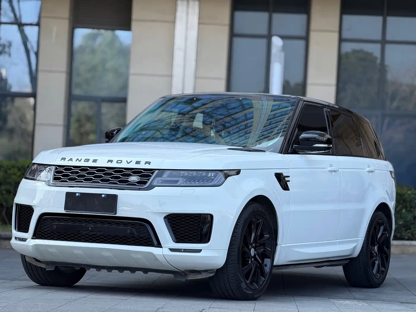 Land Rover Range Rover Sport 2020 3.0 L6 HSE DYNAMIC