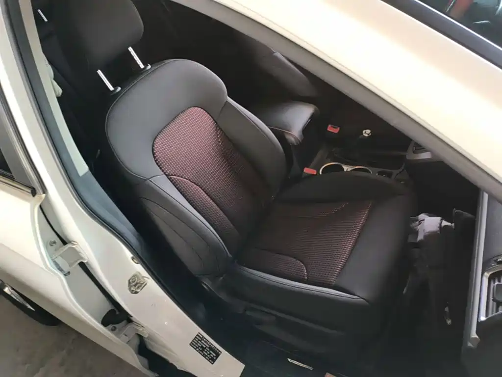 Фото 25 - Haval M6