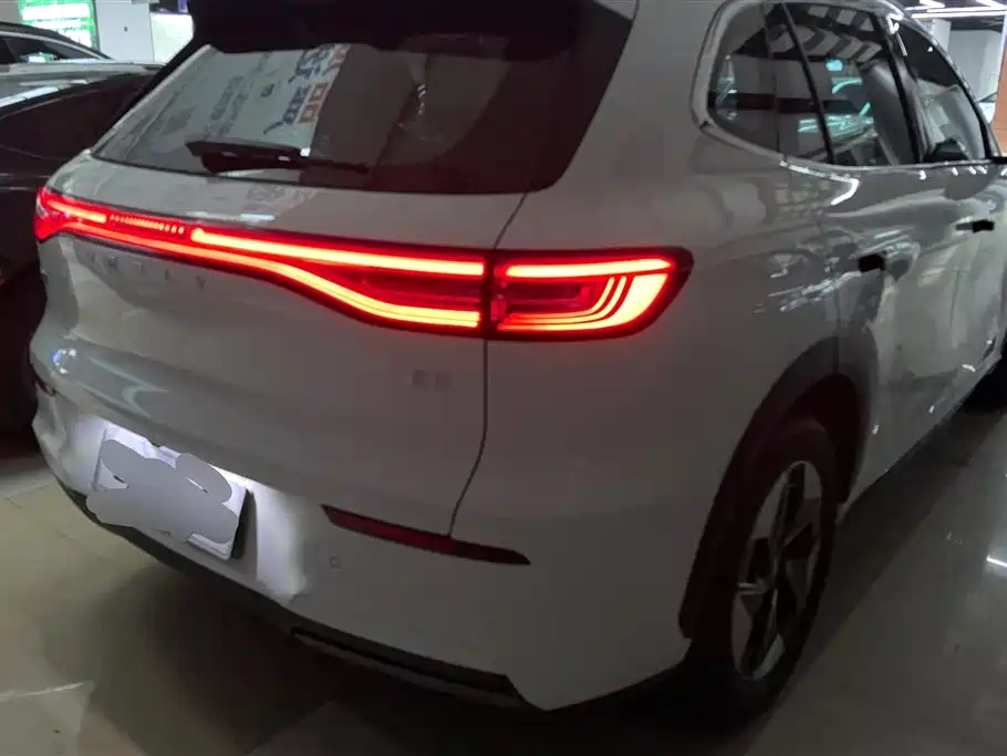 GEELY GALAXY GALAXY E5