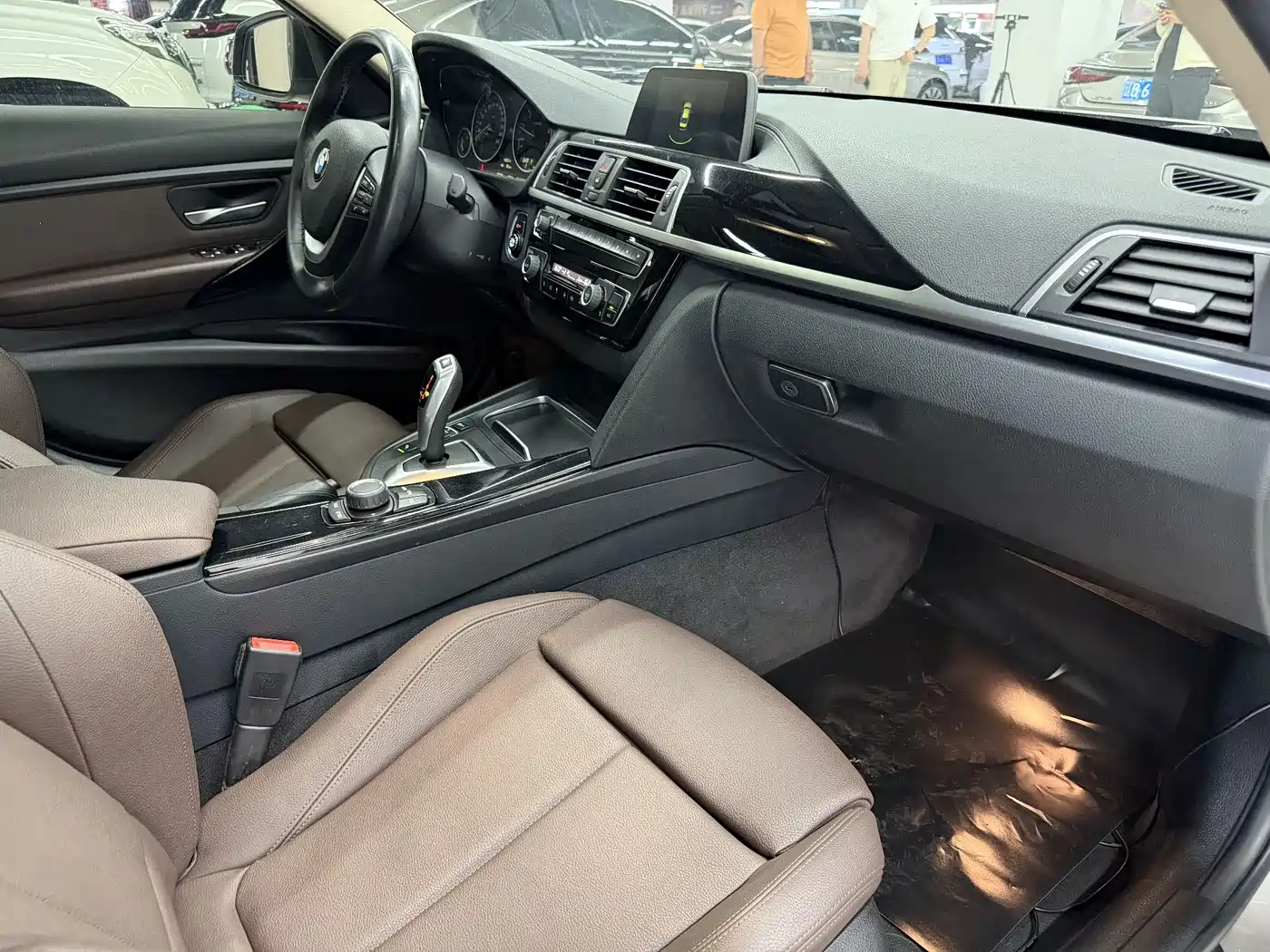 BMW 3 Series 2018 320Li Fashion Style фото 6