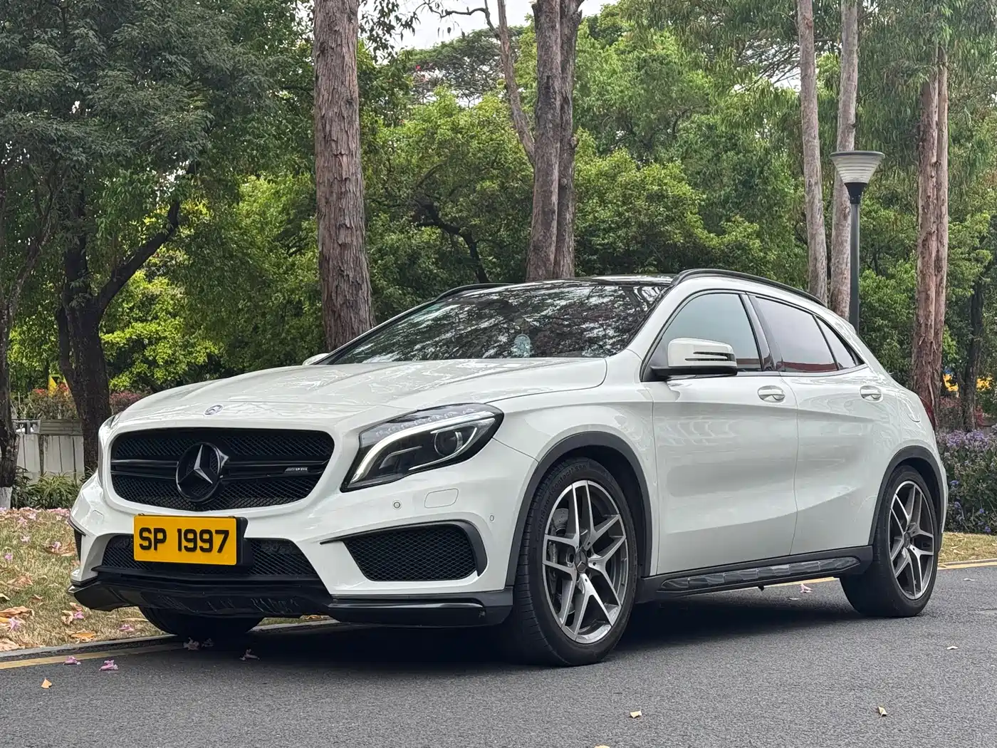 Mercedes-Benz GLA AMG 2016 AMG GLA 45 4MATIC