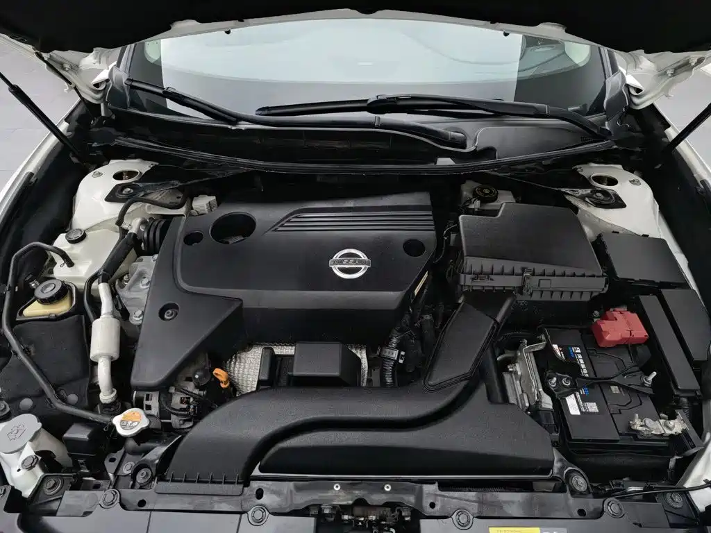 Nissan Cima 2018 2016 2.5L XL Luxury