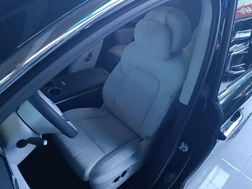 Voyah Auto Voyah Dreamer 2026 2025 PHEV AWD Excellent Kunpeng Edition