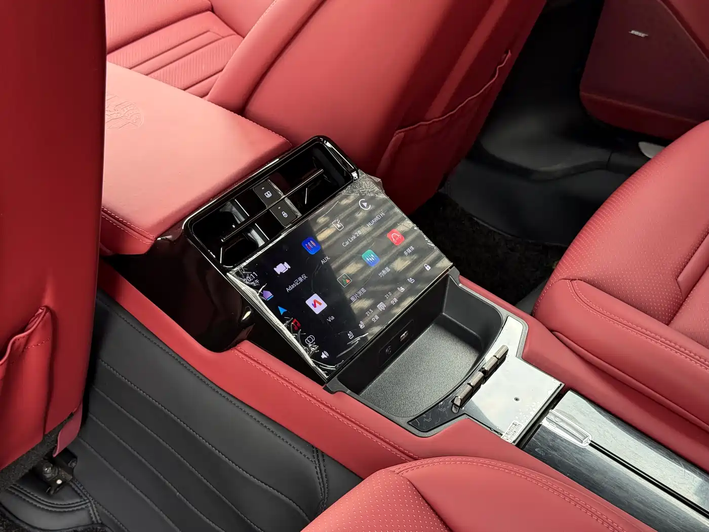 Porsche Panamera 2014 Panamera 4 3.0T фото 11