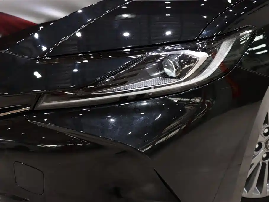 Toyota Camry 2024 Hybrid 2.0HGVP Luxury Edition фото 7