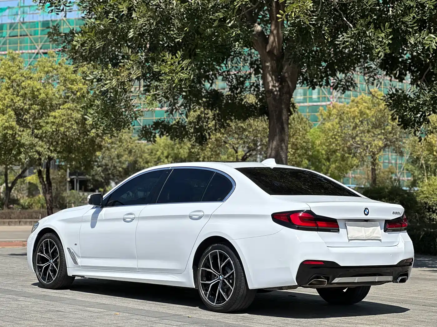 BMW 5 Series 2021 530Li Premium M Sport Package фото 4