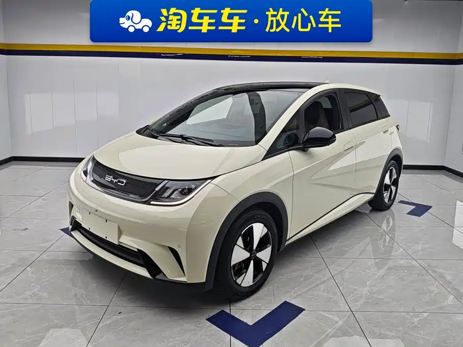 BYD Dolphin 2023