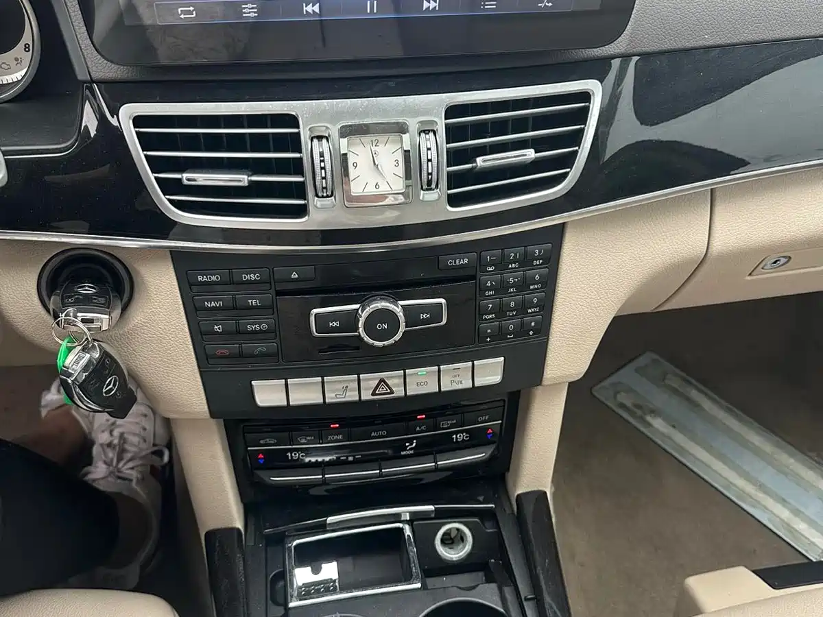 Mercedes-Benz E-Class 2014 Facelift E 260 L Sport фото 10