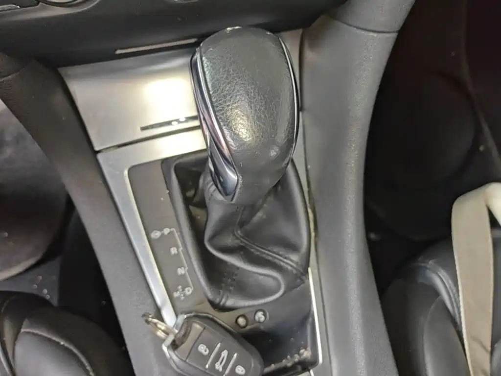 DS 5LS 2014 2014 1.6T Luxury THP160
