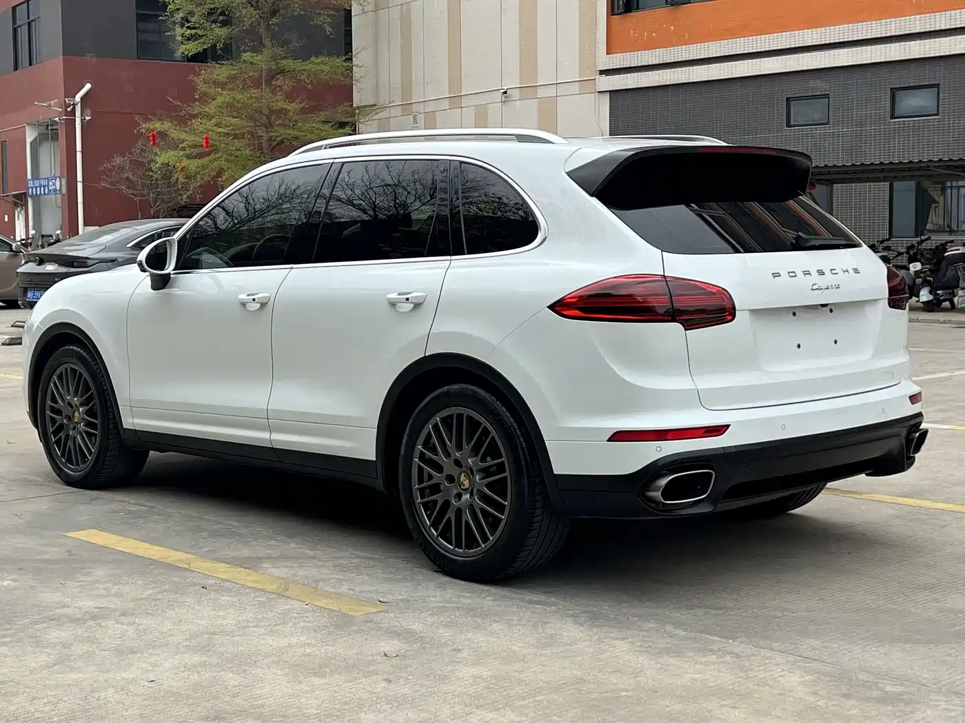 Porsche Cayenne 2015 Cayenne 3.0T фото 4