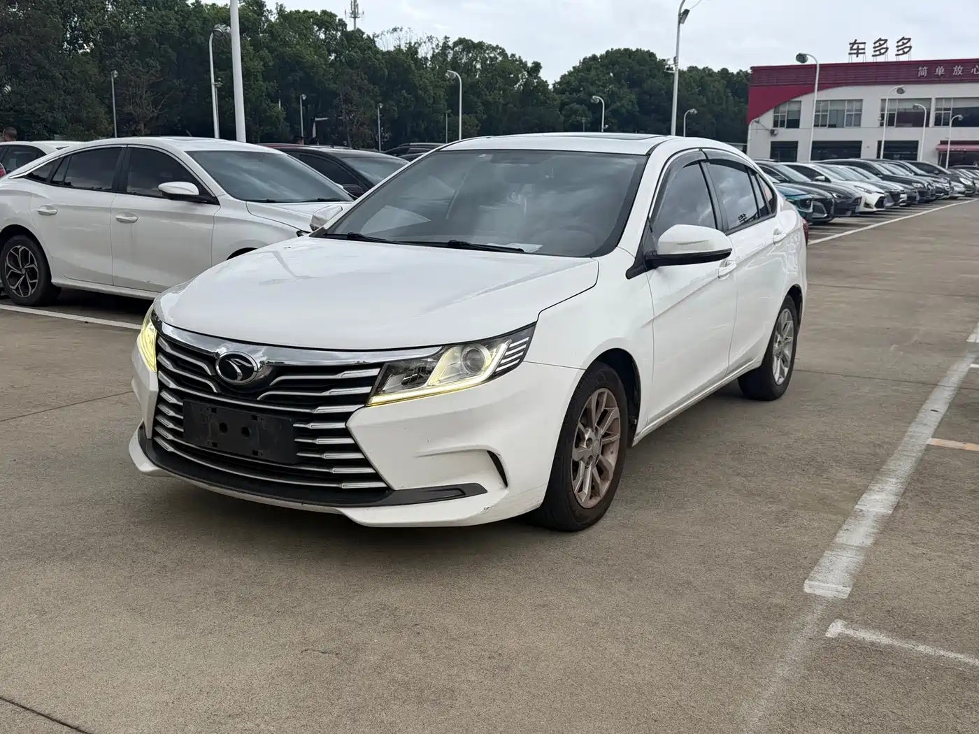 Soueast A5 Wing Dance 2019 2019 1.5L CVT Premium Edition China V