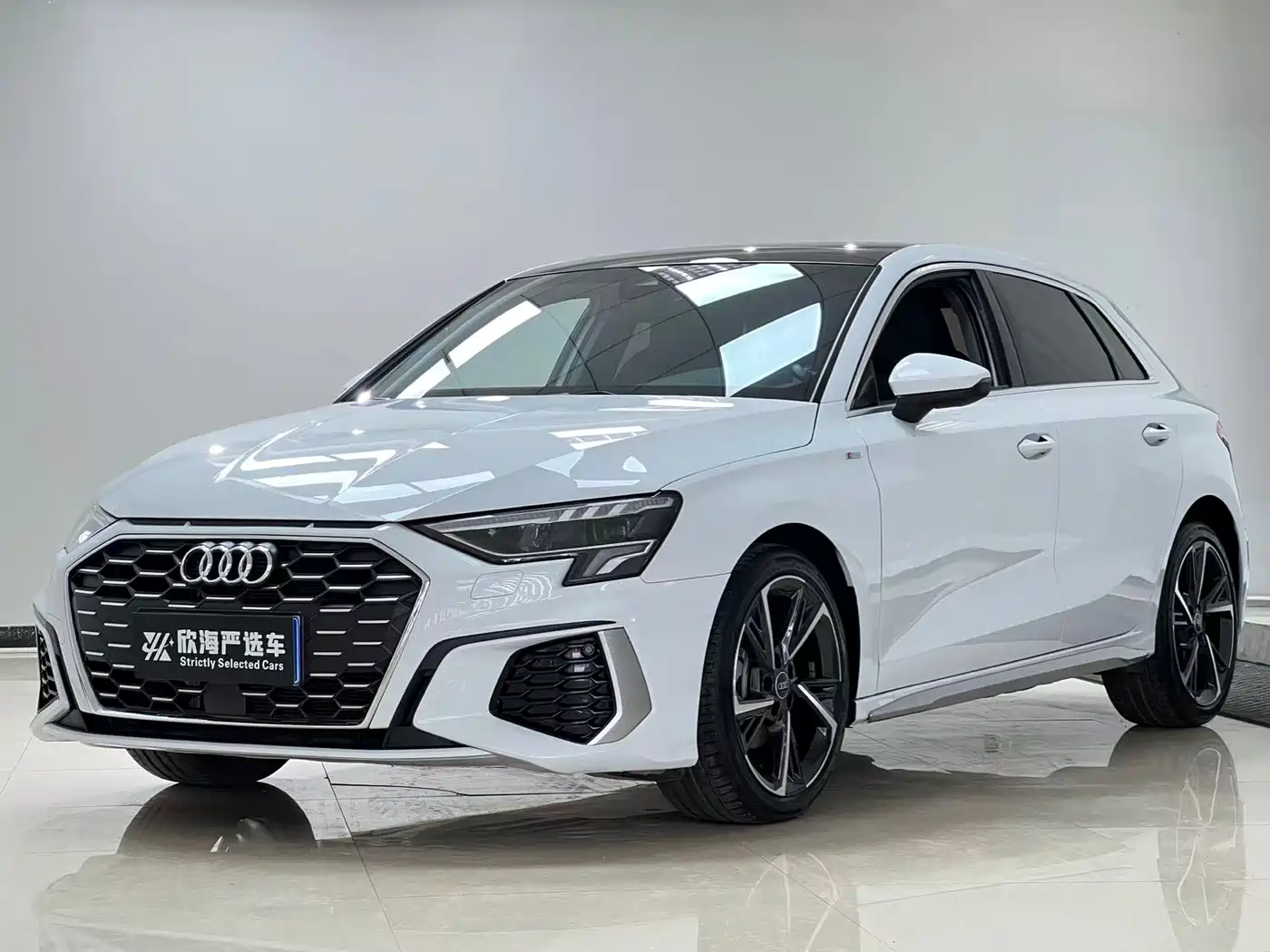 Audi A3 2024 Model Sportback 35 TFSI Fashion Sport