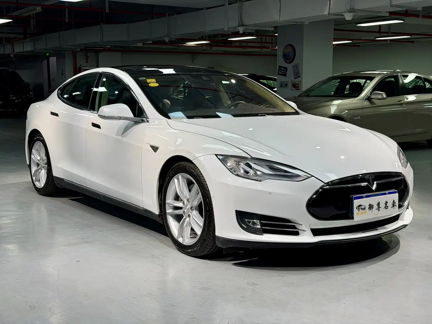 Tesla Model S 2016 2015 Model S 85D