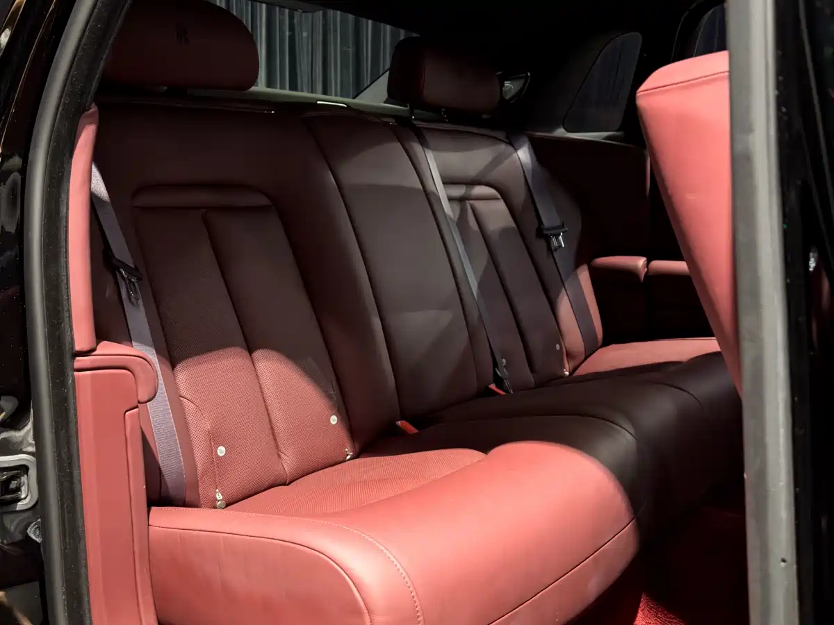 Rolls-Royce Ghost 2021 6.7T Standard Wheelbase фото 13