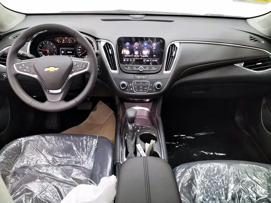 Chevrolet Malibu XL 2023 1.5T RS Edition фото 12