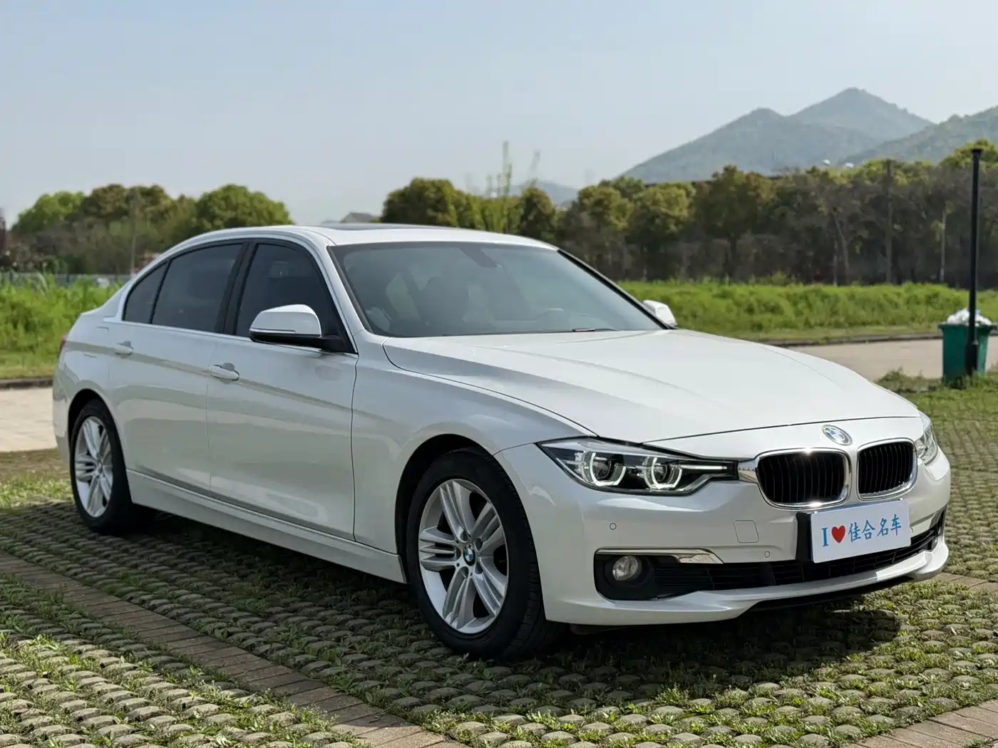 BMW 3 Series 2017 320Li Fashion фото 2