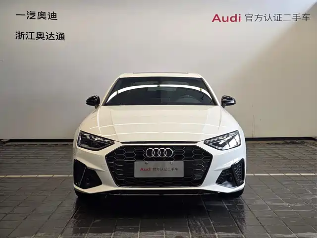 Audi A4L 2025 2 Million Celebration Edition 40 TFSI Luxury Dynamic — фото 2