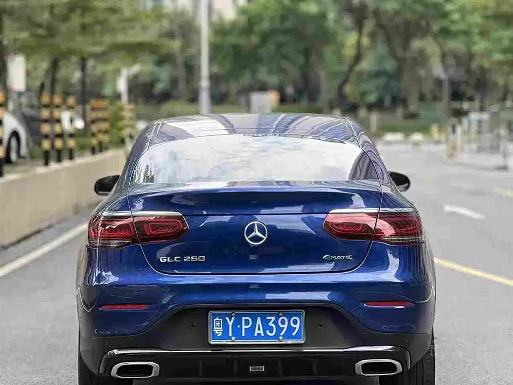 Фото 4 - Mercedes-Benz GLC Coupe