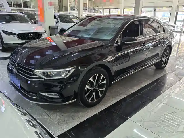 Volkswagen Magotan 280TSI DSG, Комфорт