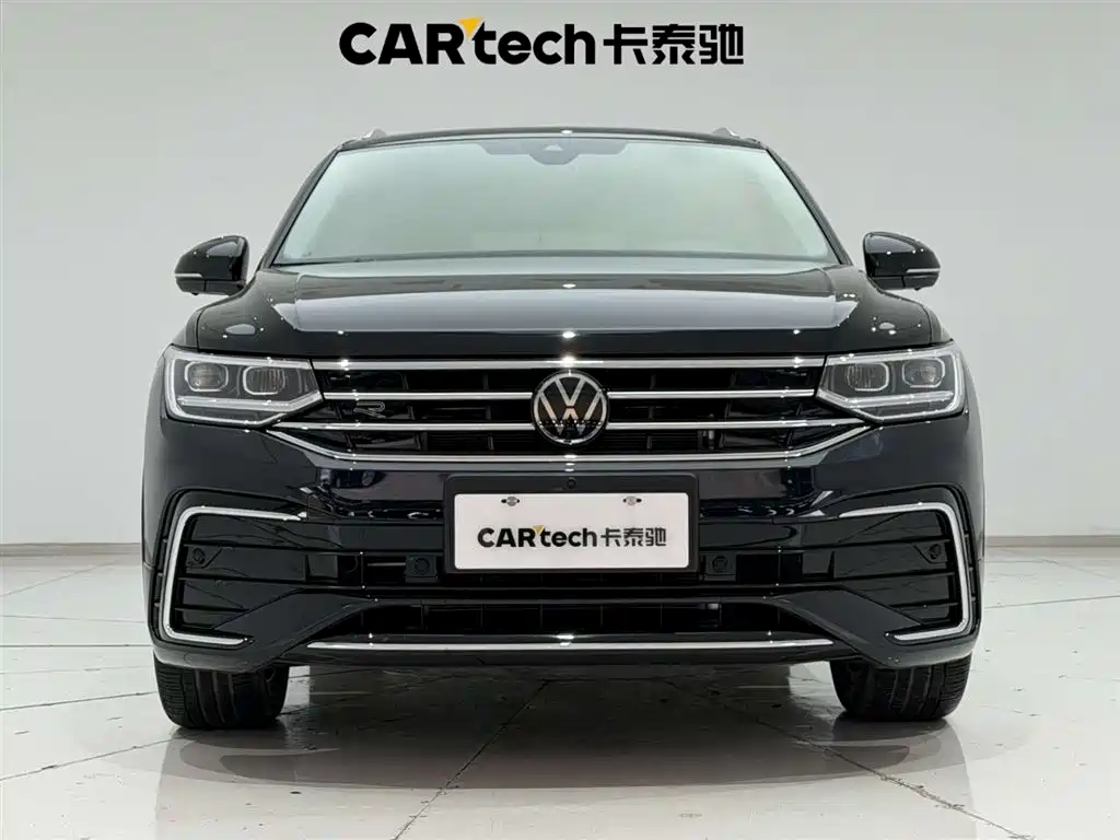Volkswagen Tiguan L 2024 330TSI Automatic 2WD R-Line Premium Enjoyment Edition фото 3