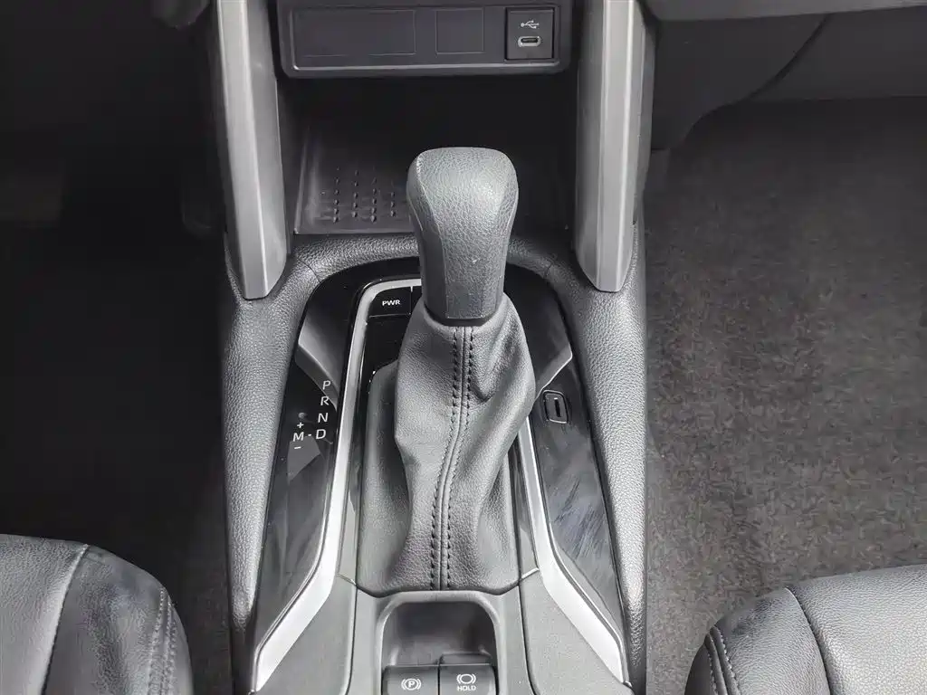 Toyota Corolla Cross 2023 2.0L Pioneer Edition фото 13