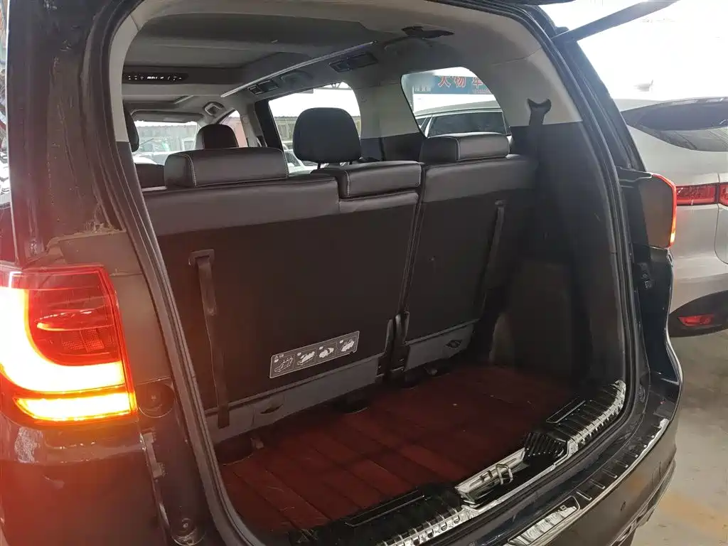 GAC Trumpchi Trumpchi M8 2020 Pilot 390T Premium Edition фото 19