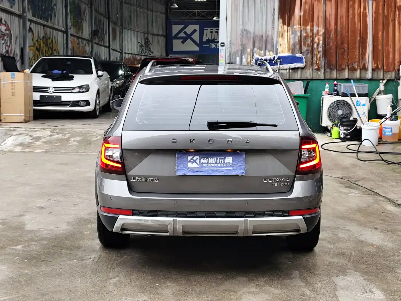 Škoda Octavia 2019 Wagon TSI280 DSG Flagship Edition China V фото 16