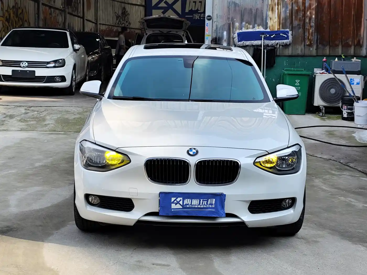BMW 1 Series (Import) 2013 Facelift 116i Leading Model фото 2