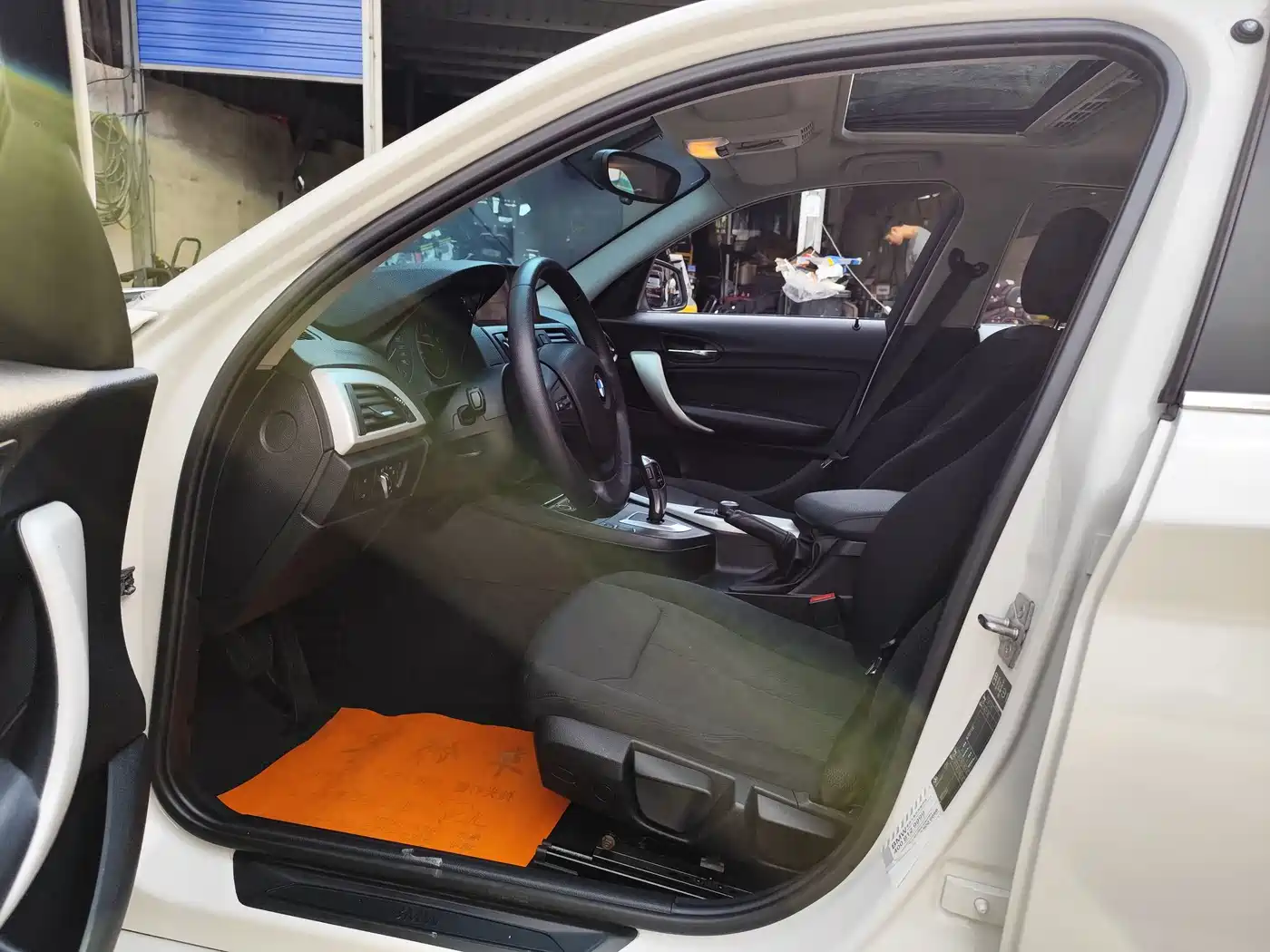 BMW 1 Series (Import) 2013 Facelift 116i Leading Model фото 6