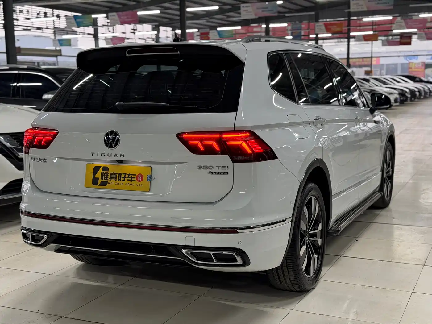 Volkswagen Tiguan L 2022 380TSI Automatic 4WD R-Line Cross Edition 7-Seater фото 21