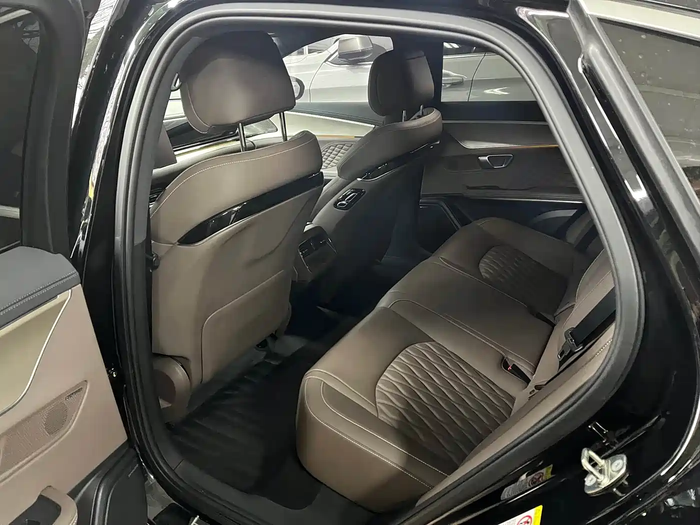 BYD Han 2023 EV Champion Edition 605KM FWD Premium фото 5